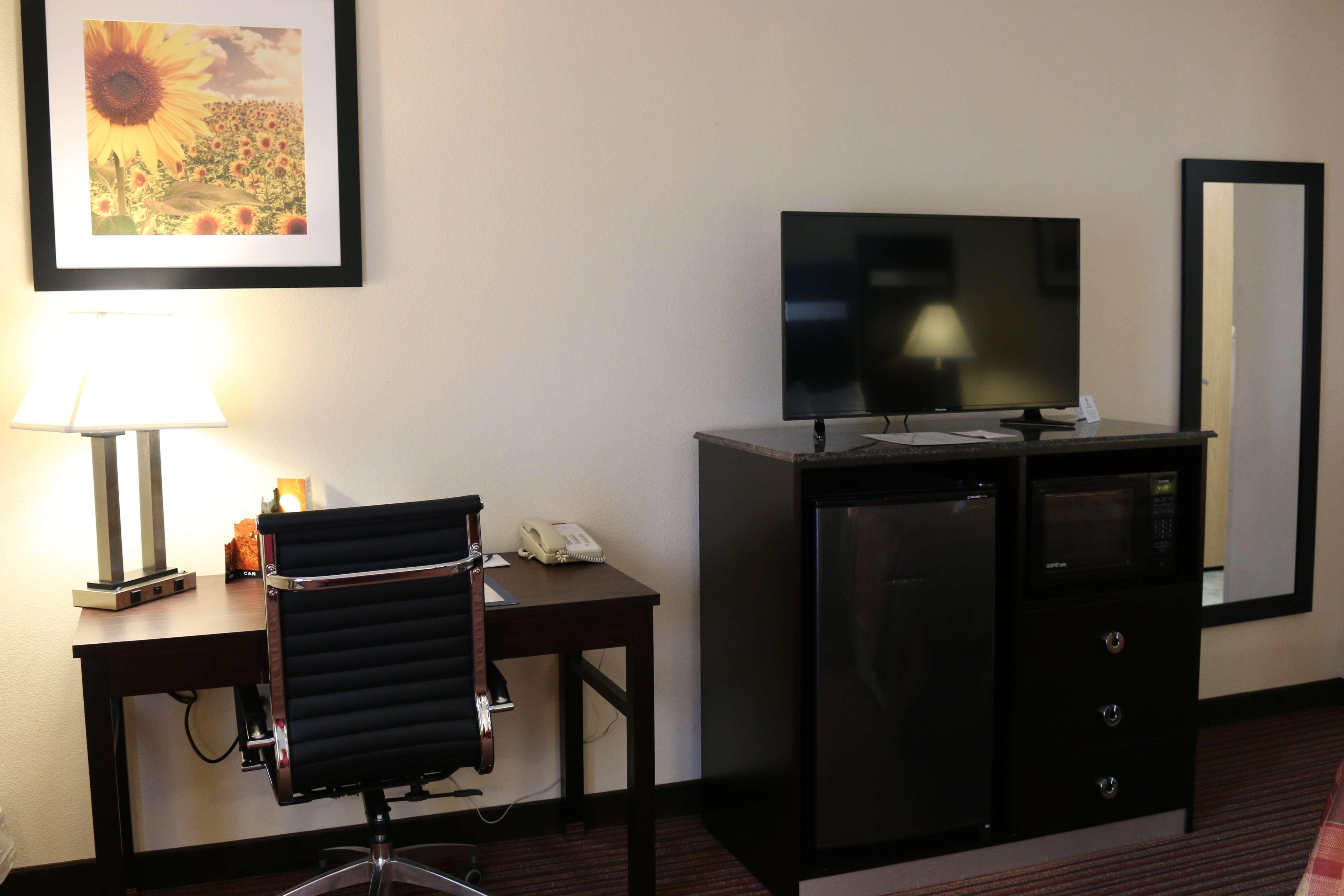 Best Western Parsons Inn Extérieur photo