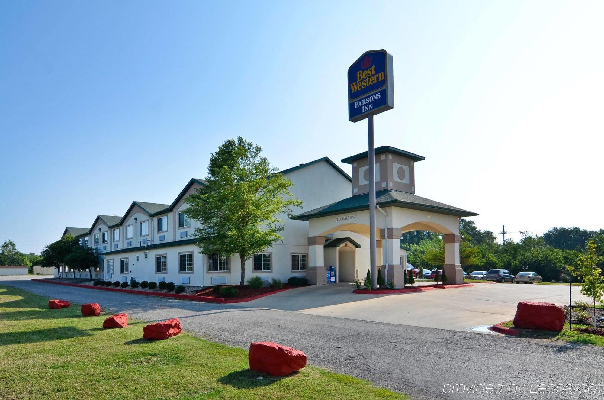 Best Western Parsons Inn Extérieur photo