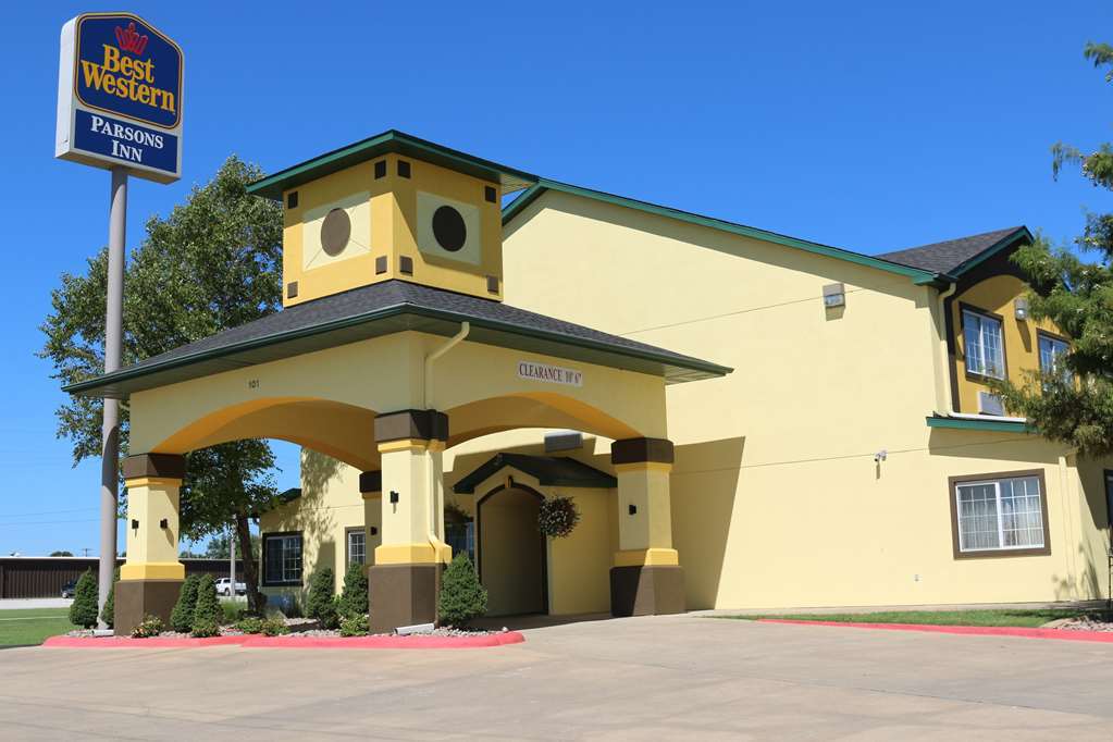 Best Western Parsons Inn Extérieur photo